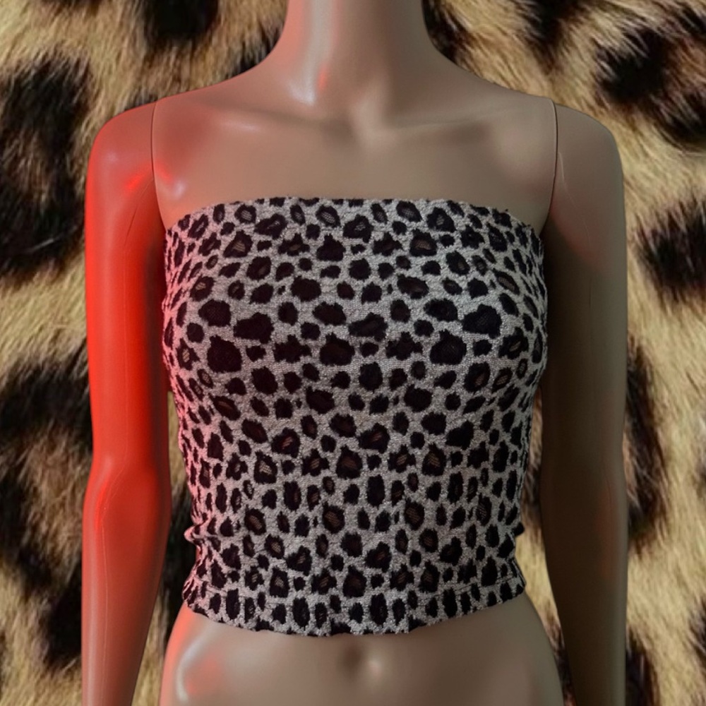 CLUB NEO Cheetah Top